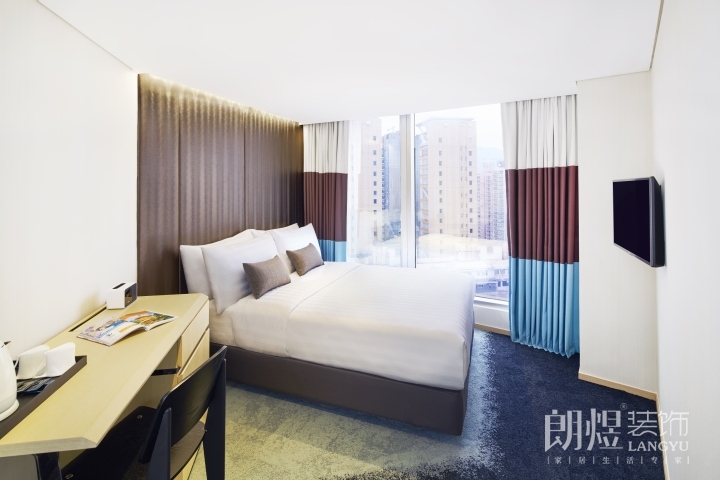 現(xiàn)代主義風(fēng)格酒店裝修效果圖-大床房全景